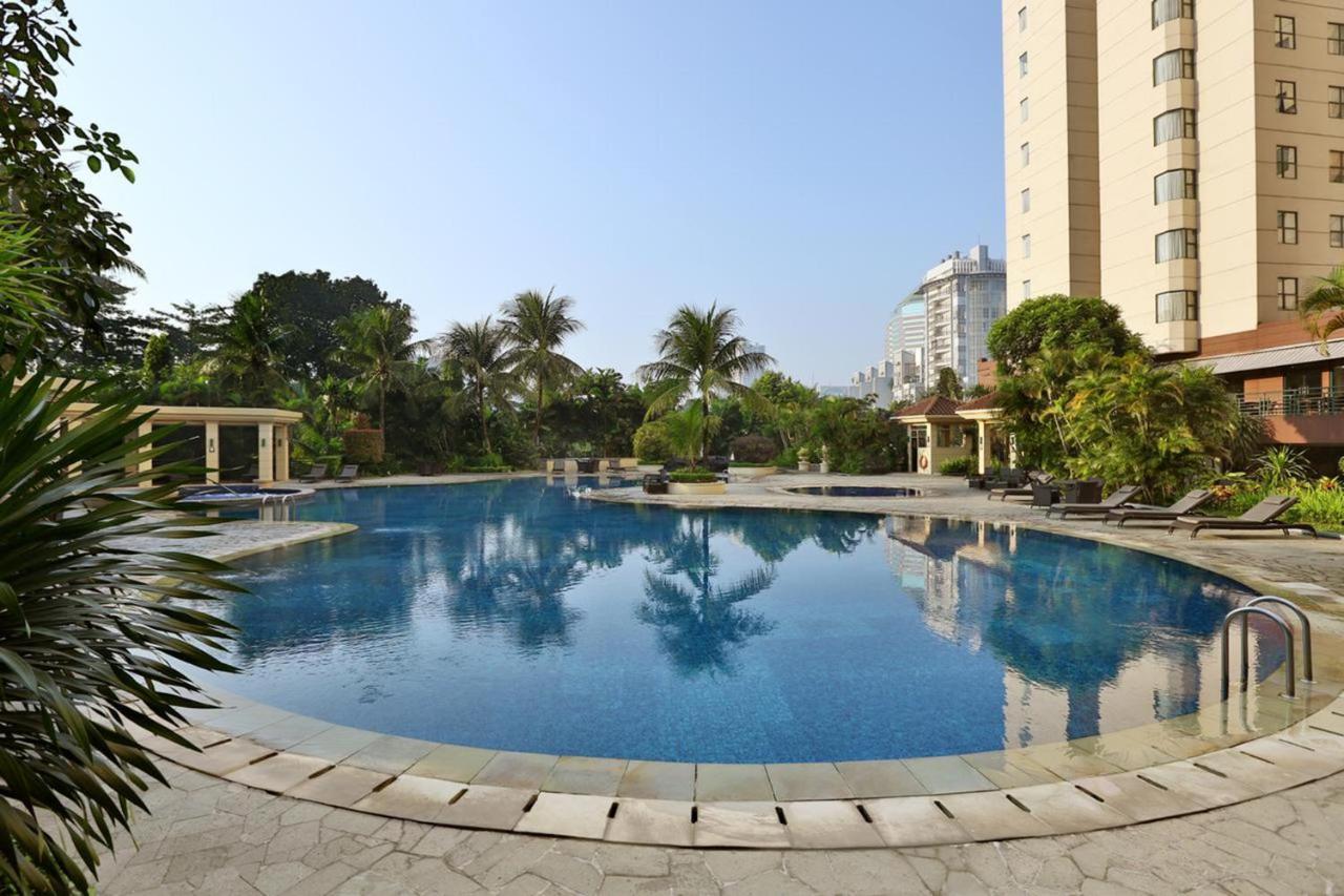 Classic And Strategic 3Br Apartment Sudirman Tower Condominium By Travelio Yakarta Exterior foto